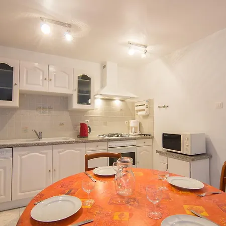 L'oree Des Bois By Interhome